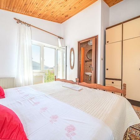 Apartments Klavdija Водице Екстер'єр фото